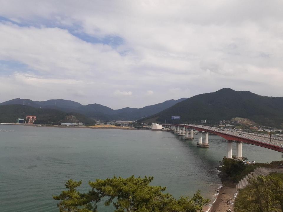 Tongyeong Bridge Hotel Exteriér fotografie