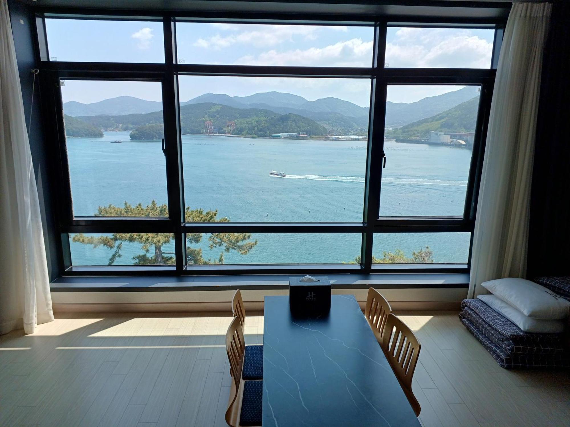 Tongyeong Bridge Hotel Exteriér fotografie