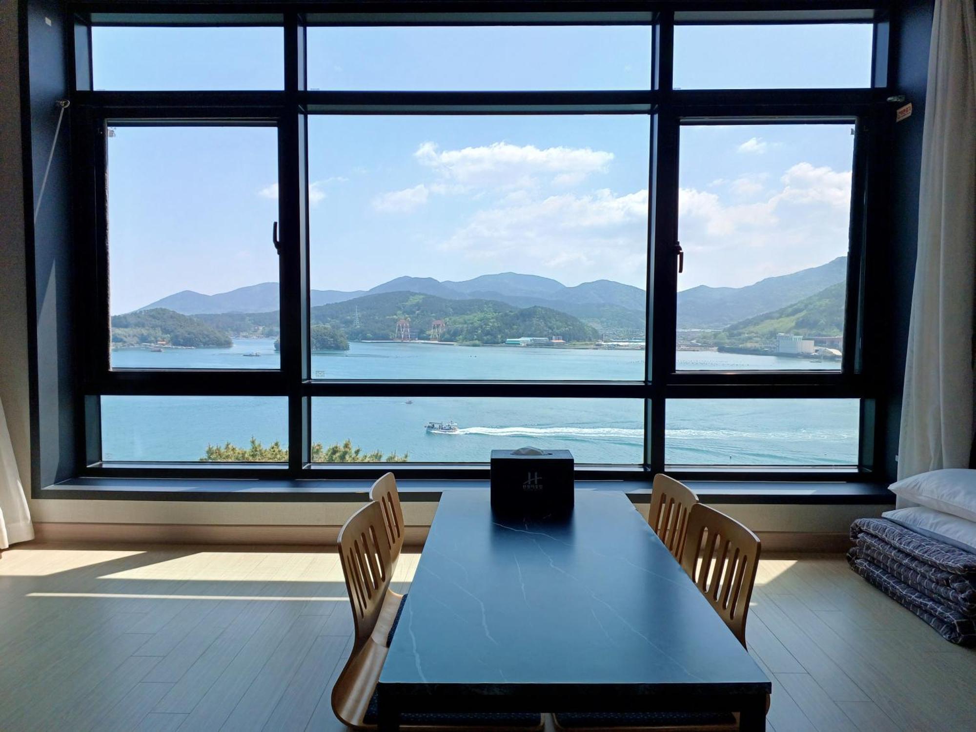 Tongyeong Bridge Hotel Exteriér fotografie